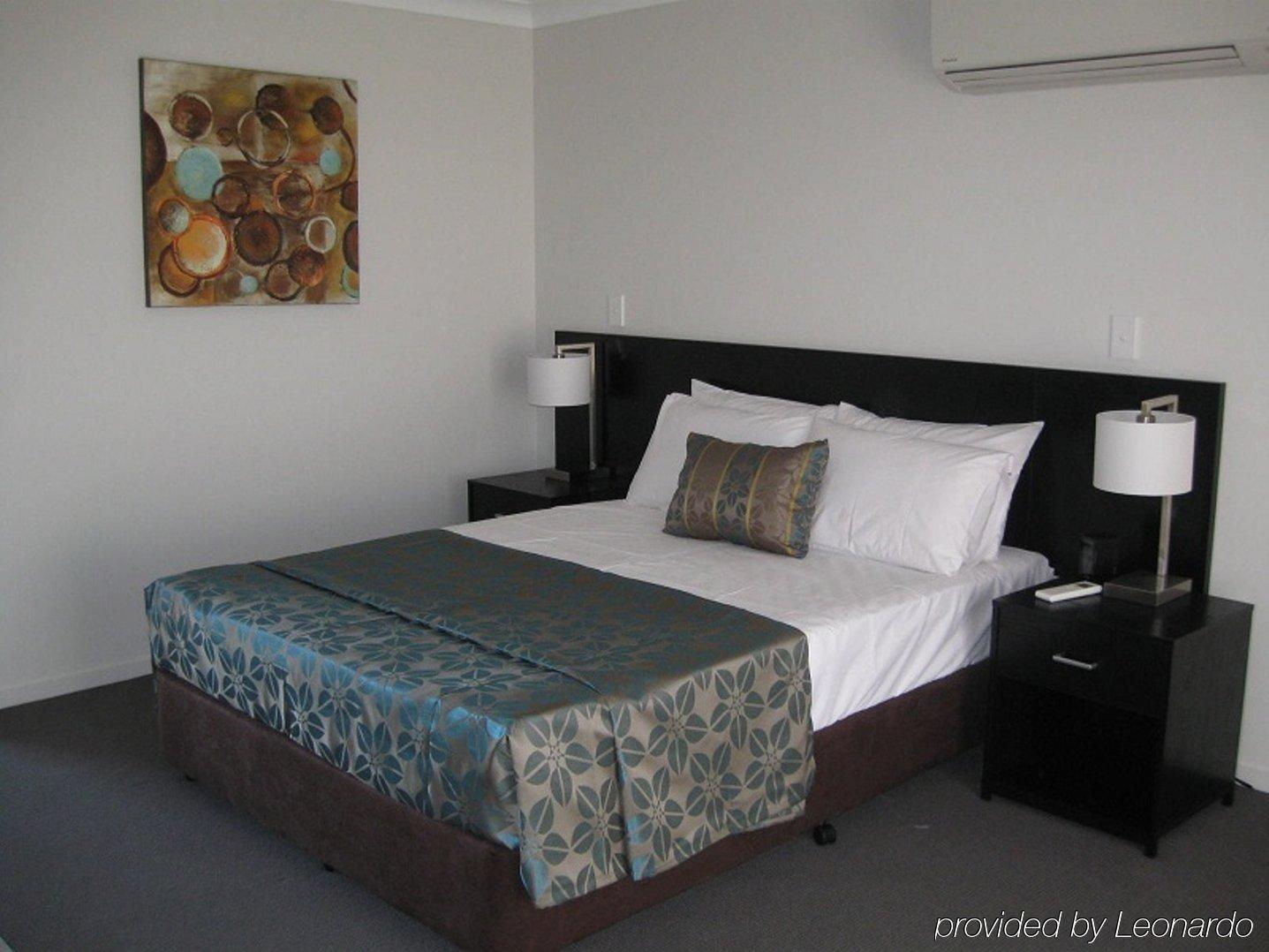 Royal Motel Miles ภายนอก รูปภาพ