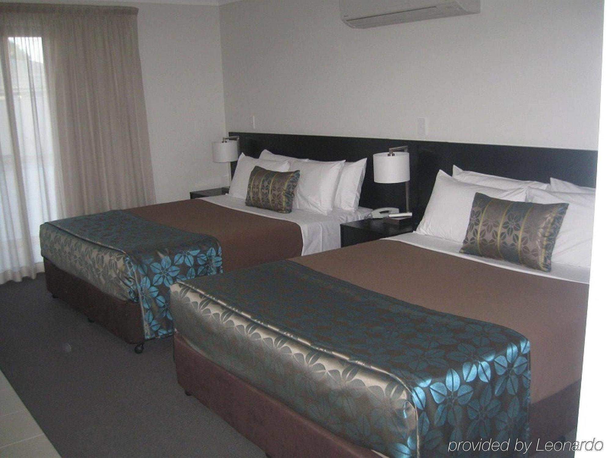 Royal Motel Miles ภายนอก รูปภาพ