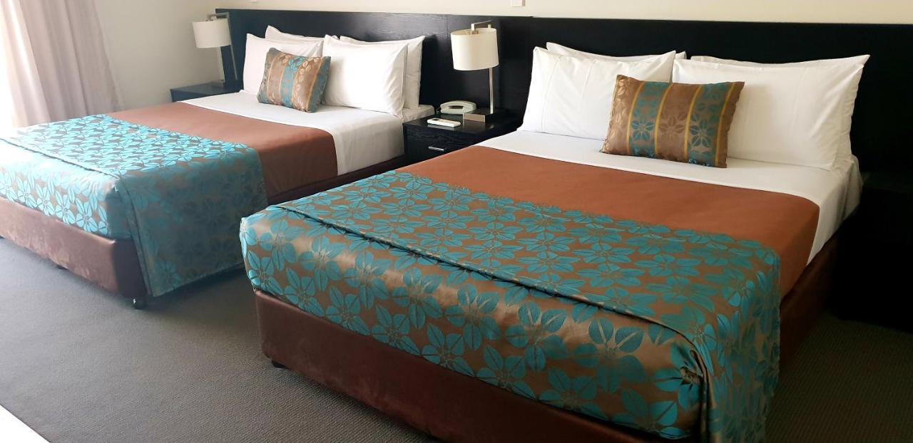 Royal Motel Miles ภายนอก รูปภาพ